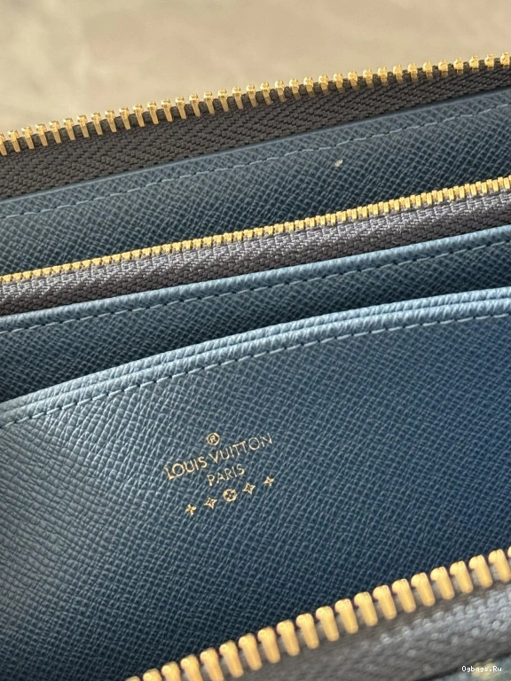 ZIPPY WALLET LOUIS VUITTON 0120